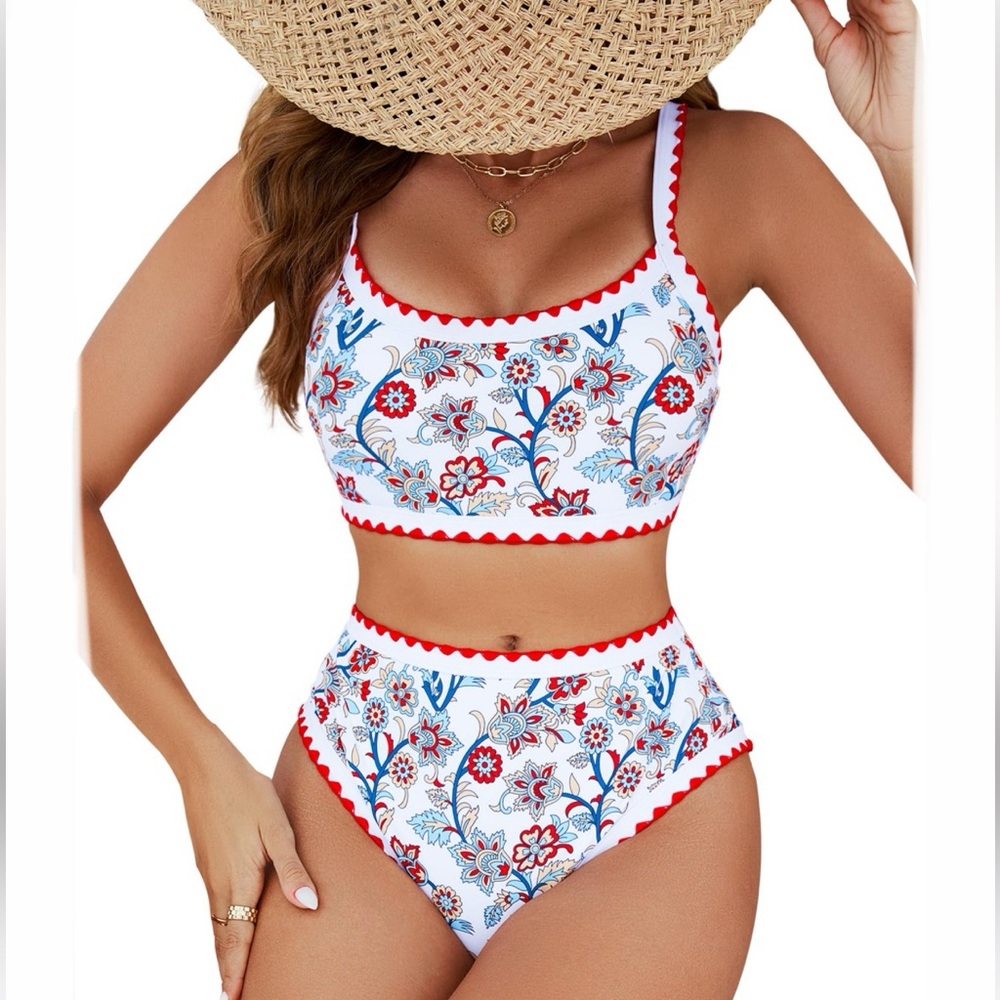 MELYUM High Waisted Bikini Set